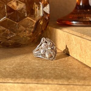 Vintage Floral Sterling Silver Ring Size 7